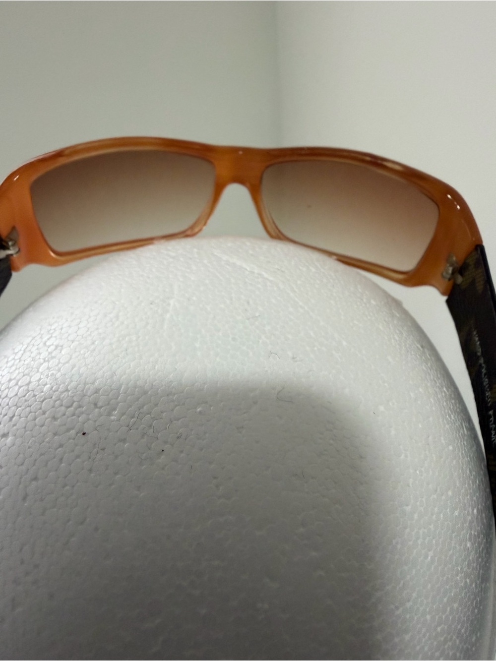 FASHION SUNGLASSES - Picture 6 of 8